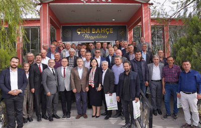 BAŞKAN ATAÇ SİVRİHİSAR'DA MUHTARLARLA BULUŞTU